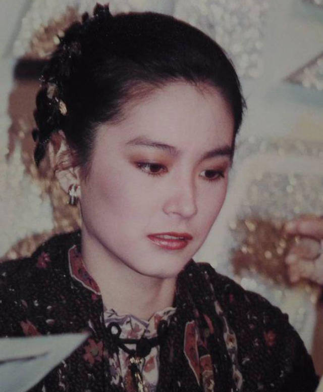 林青霞年輕時圖片，歲月無法抹去的美麗印記，林青霞年輕時的絕美瞬間，歲月無法抹去的美麗印記