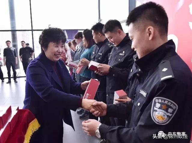 本地單身交友群，探索現(xiàn)代都市的社交新趨勢(shì)，本地單身交友群，現(xiàn)代都市社交新趨勢(shì)探索